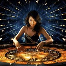 Antarmuka permainan Diamond Empire di topwin 138 menampilkan tata letak kasino live dengan tombol navigasi